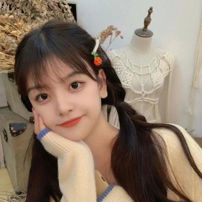 壁花女孩梦游中